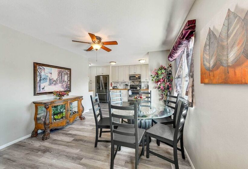 Mesa Outdoor Oasis W/ Private Pool & Patio!