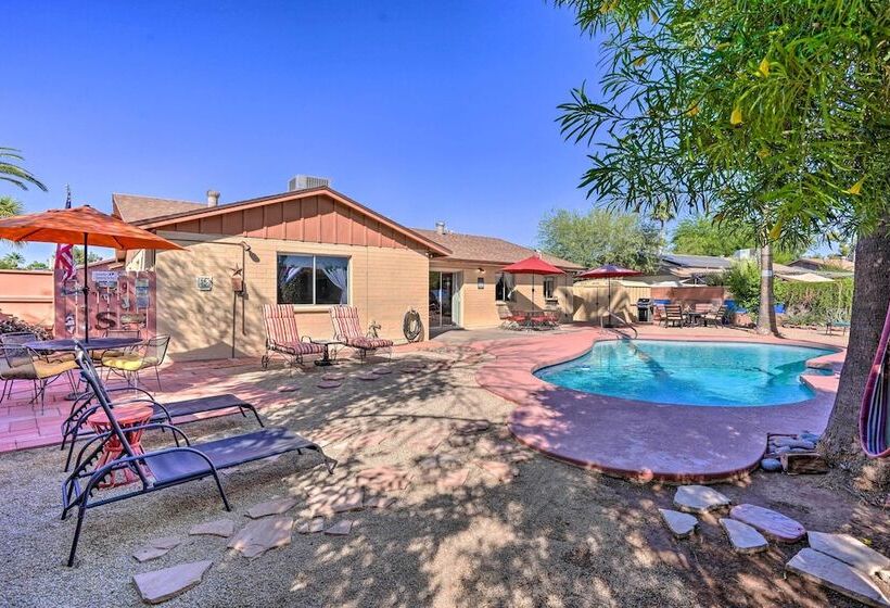 Mesa Outdoor Oasis W/ Private Pool & Patio!