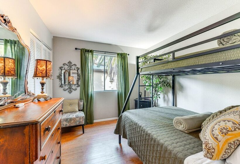 Mesa Outdoor Oasis W/ Private Pool & Patio!