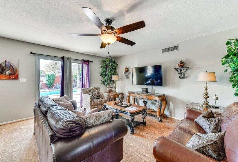 Mesa Outdoor Oasis W/ Private Pool & Patio!