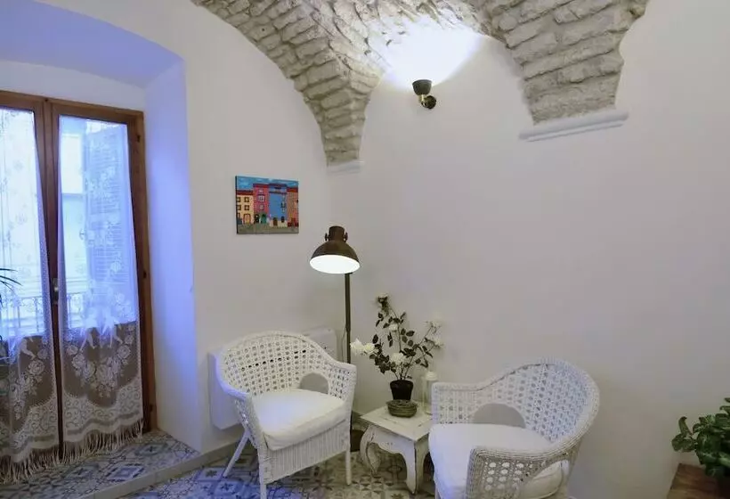 اقامتگاه Charming, Spacious 3 Bedroom Townhouse
