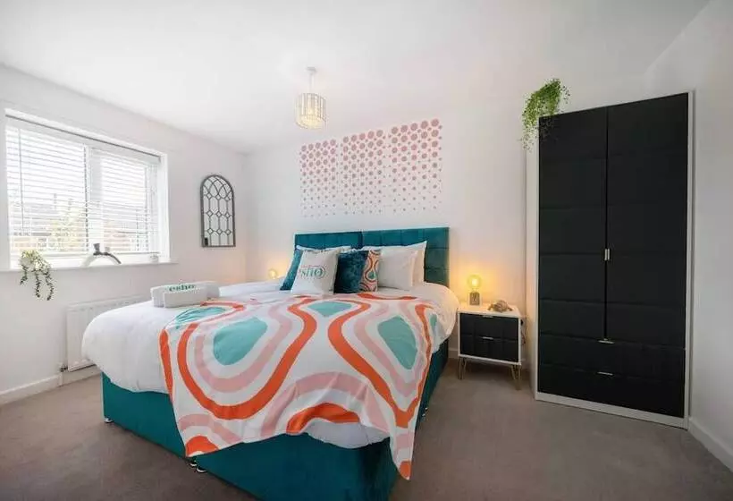 レジデンス Spacious 3 Bed House Garden Parking Wifi Smart Tv