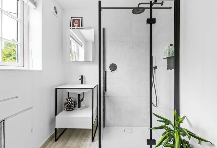 Residência Stunning 3 Bed House In Saffron Walden