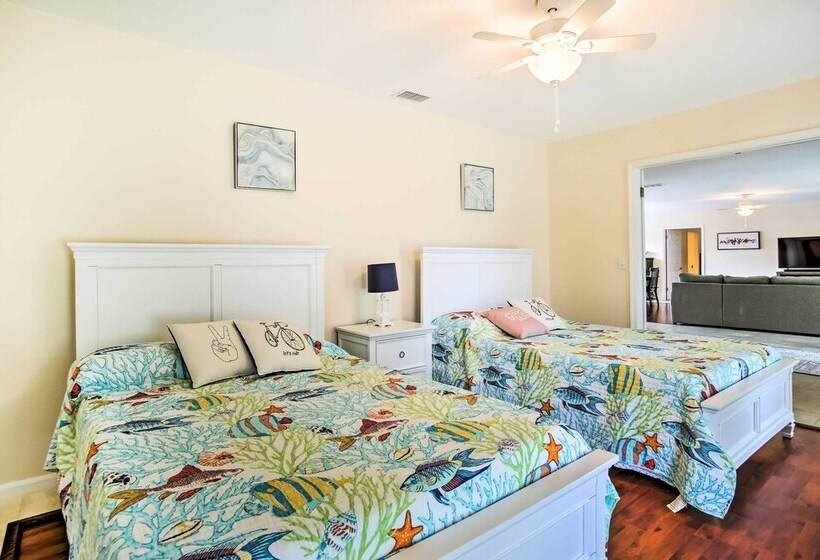 Riviera Beach Vacation Home W/ Pool: Walk To Beach