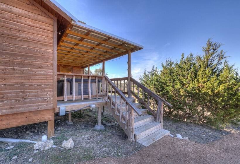 Rocky Ridge Cedar Cabin With Hot Tub & Amazing Views