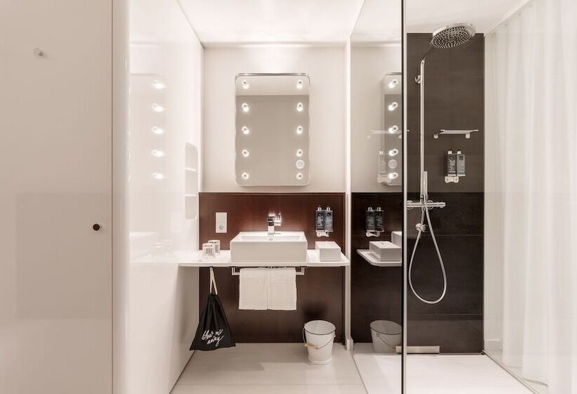 Ruby Hanna Hotel Stuttgart