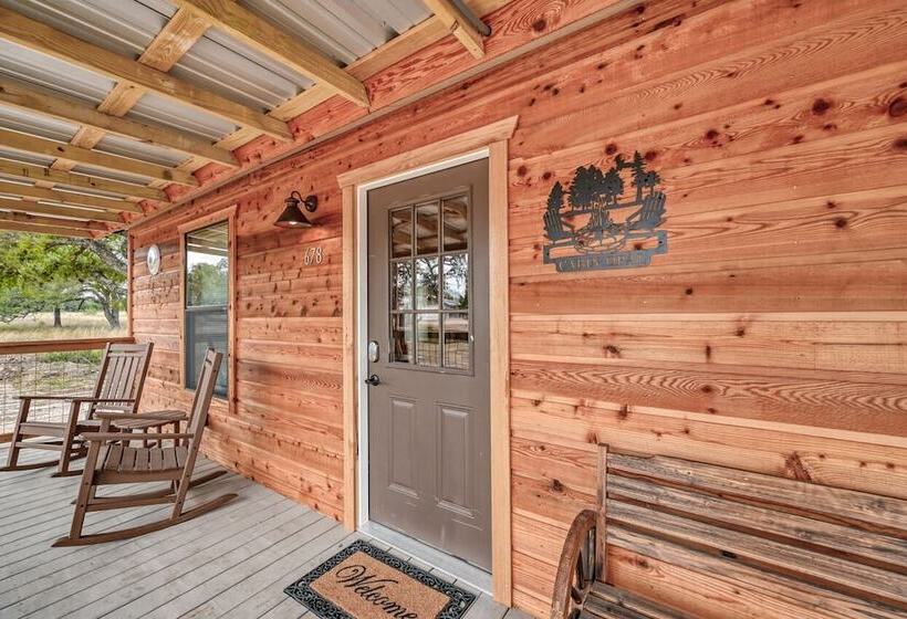 Rustic Cabin With Firepit And Grill   10 Mins To Main St