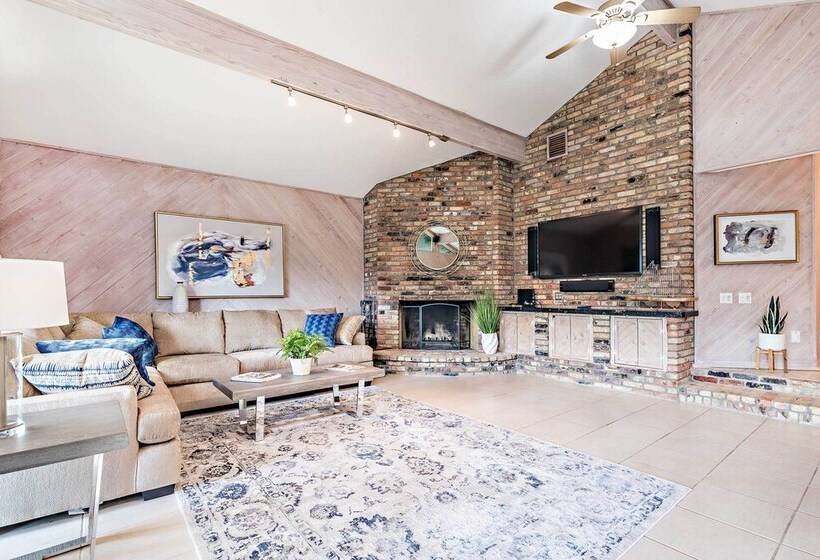 Sunny Waterfront Home By West Palm W/ Hot Tub!