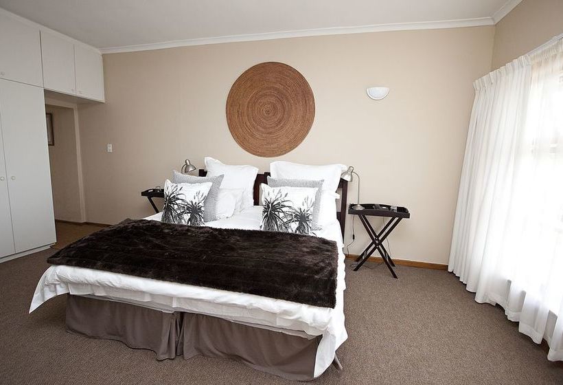 Aqua Vista Guest House