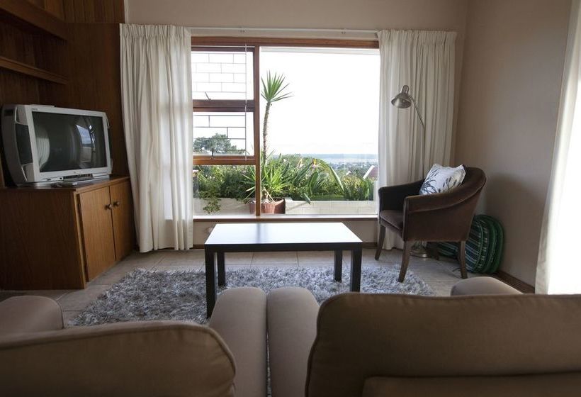 Aqua Vista Guest House