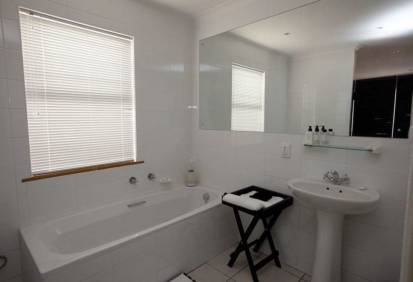 Aqua Vista Guest House