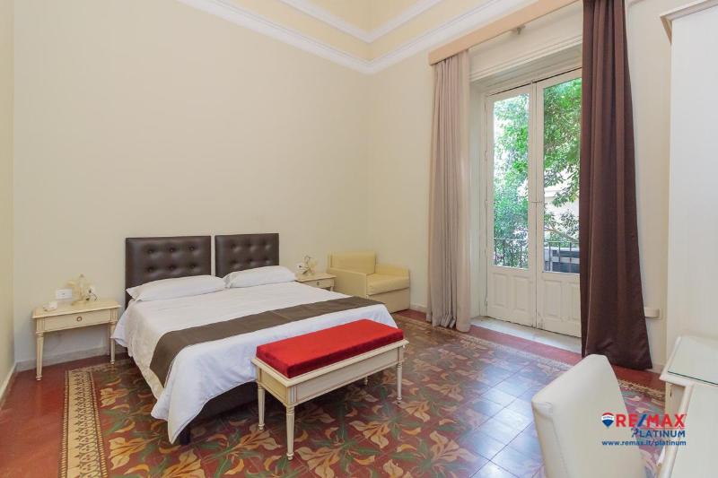 مسافرخانه Umberto House Catania