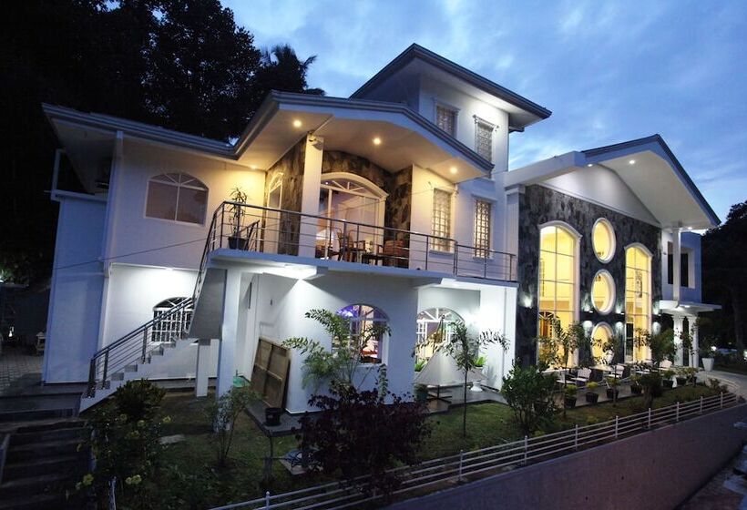 Hotel Ayaana Boutique