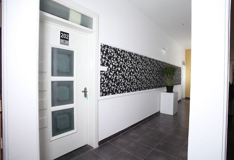 Hotel Ayaana Boutique