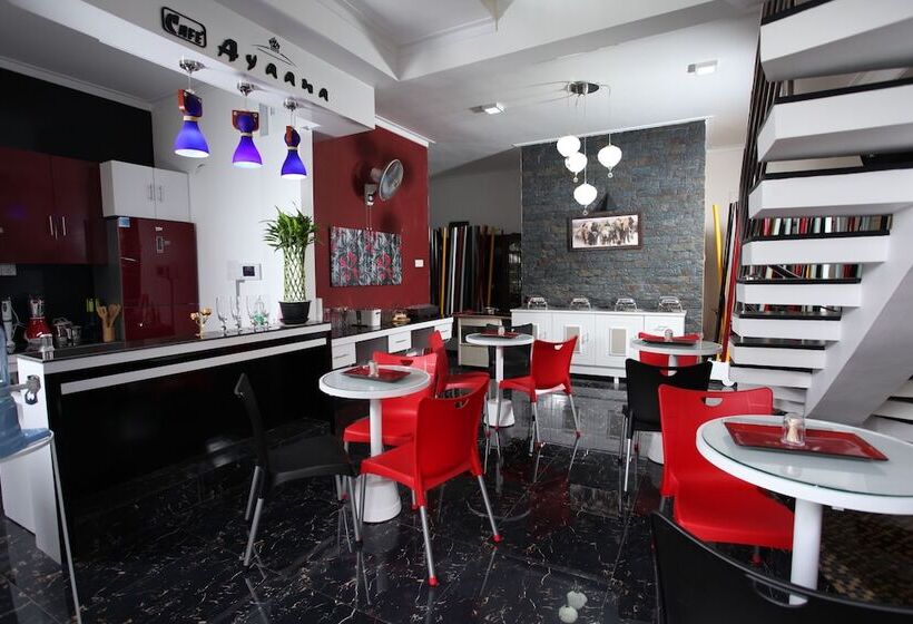 Hotel Ayaana Boutique