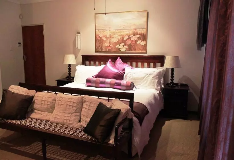 Hotelli Birdsong Guest House