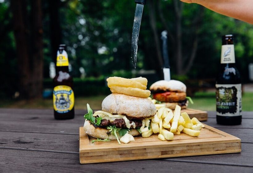 Отель Bundanoon