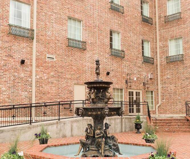 Chateau Saint Denis A Historic Hotel Downtown Natchitoches