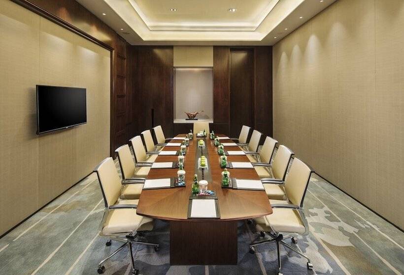 Hualuxe Hotels & Resorts Zhangjiakou, An Ihg