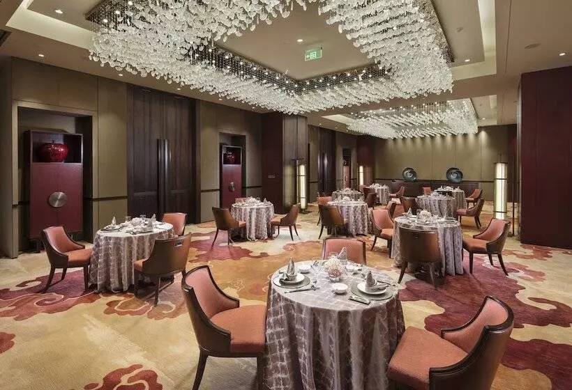Hualuxe Hotels & Resorts Zhangjiakou, An Ihg