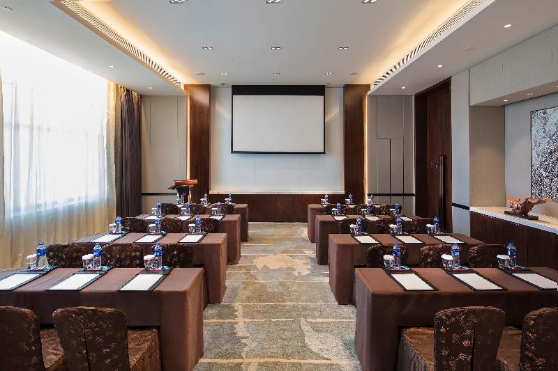 Hualuxe Hotels & Resorts Zhangjiakou, An Ihg