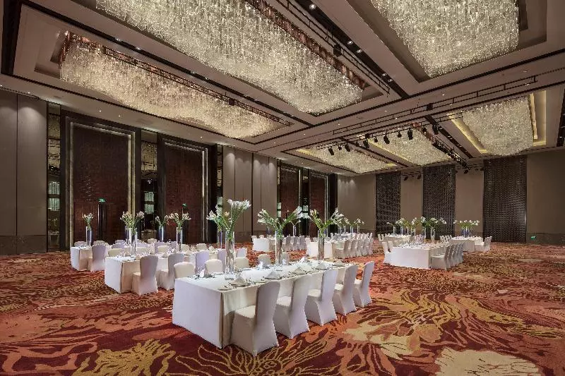Hualuxe Hotels & Resorts Zhangjiakou, An Ihg