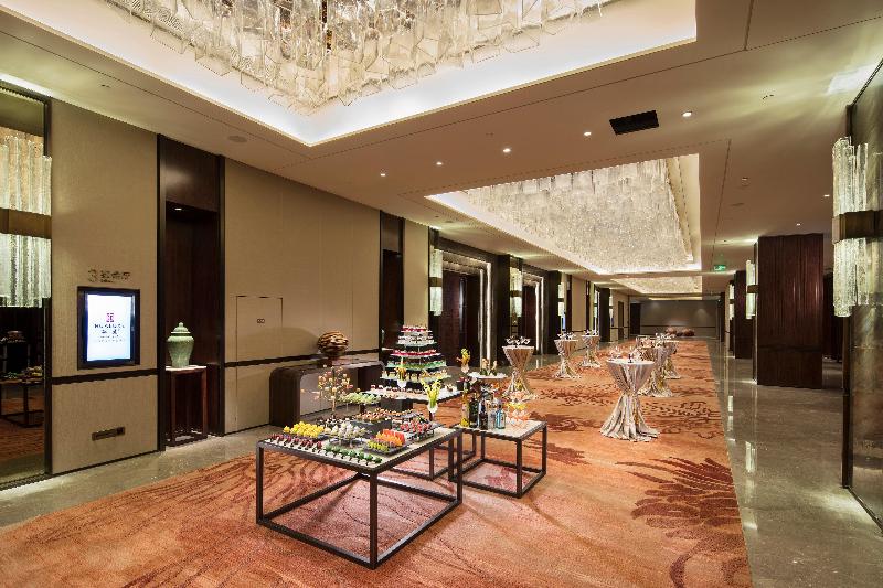 Hualuxe Hotels & Resorts Zhangjiakou, An Ihg