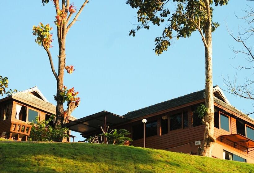 בית מלון כפרי Insda Resort Chiang Mai