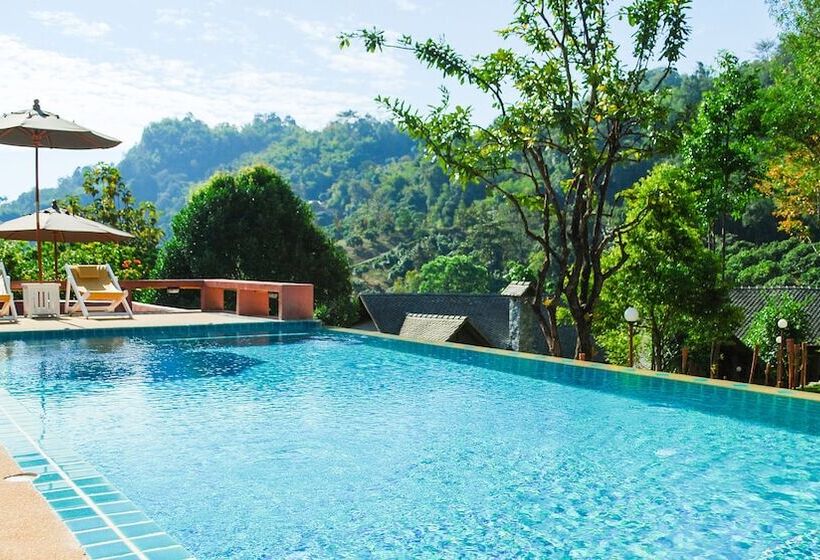בית מלון כפרי Insda Resort Chiang Mai