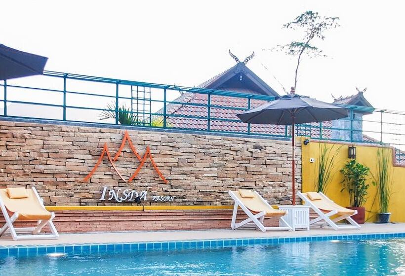 בית מלון כפרי Insda Resort Chiang Mai