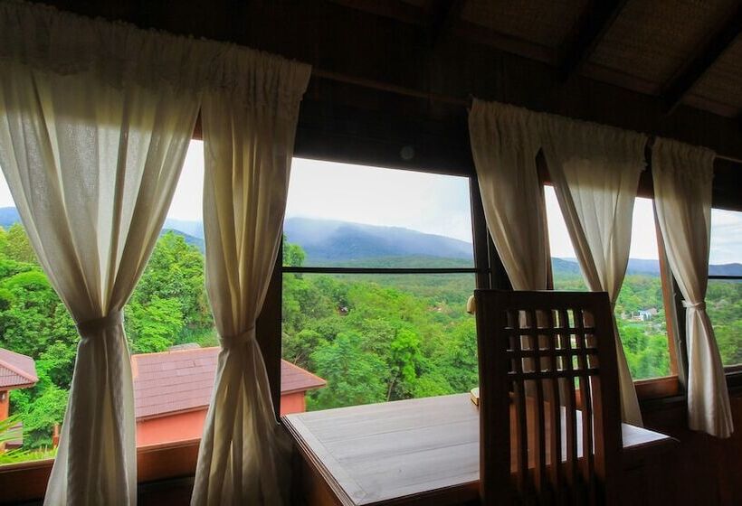 בית מלון כפרי Insda Resort Chiang Mai