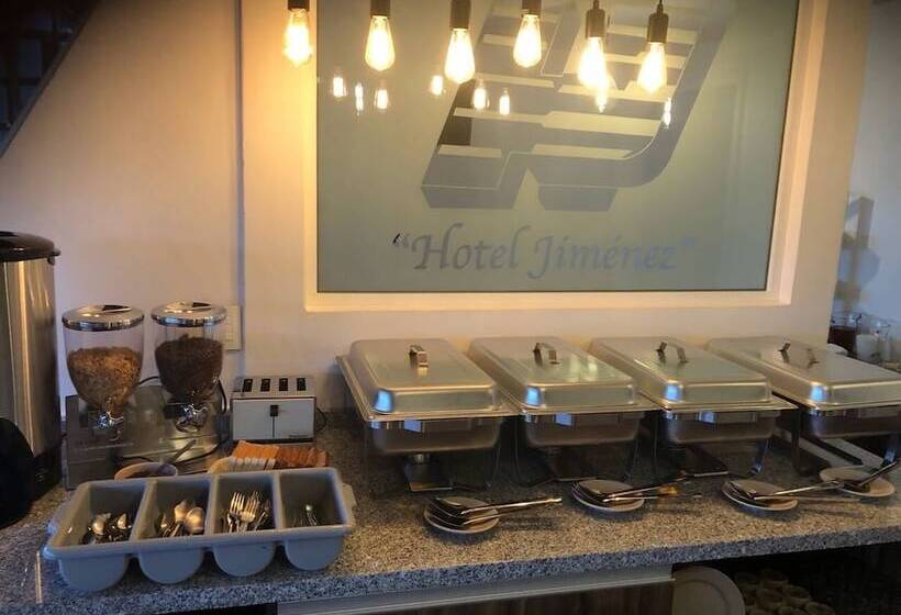 Отель Jiménez