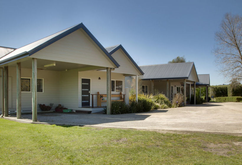 Lakeside Villas At Crittenden Estate