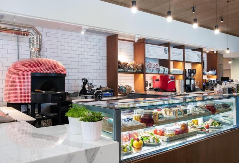 Luxury Fort Lauderdale Beach Resort