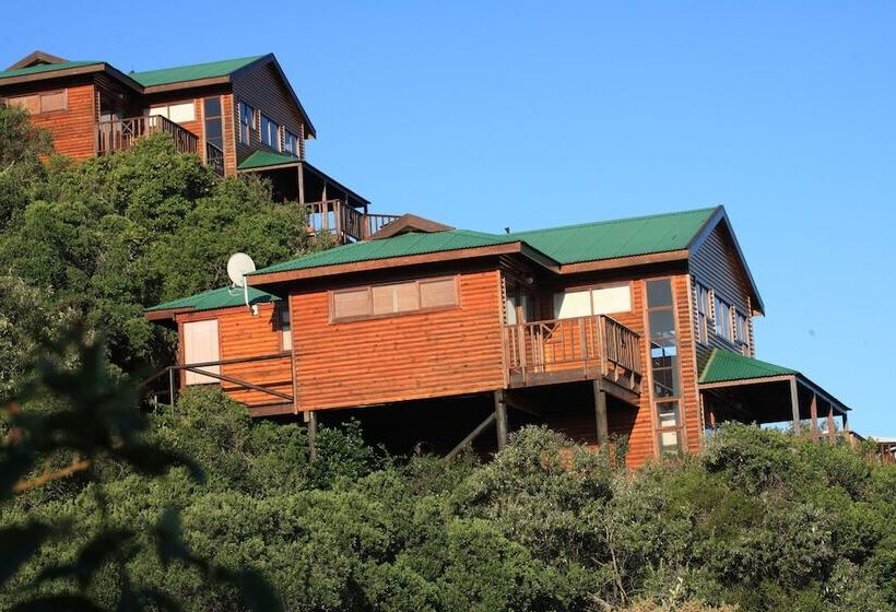 Majatalo Under The Boardwalk B&b Guest House