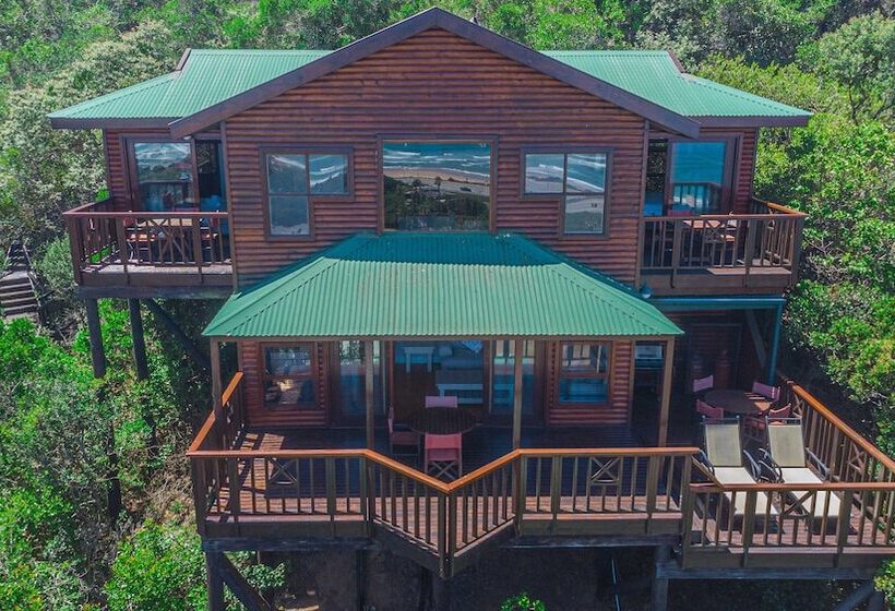 Majatalo Under The Boardwalk B&b Guest House