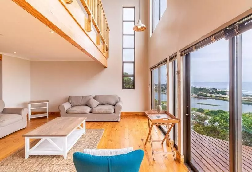 ペンション Under The Boardwalk B&b Guest House