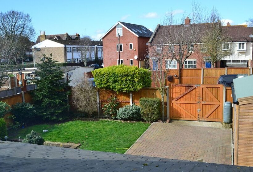 ペンション Harriet House B&b