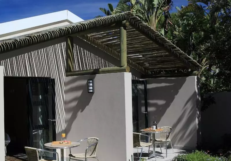 پانسیون Scallop Guest Lodge