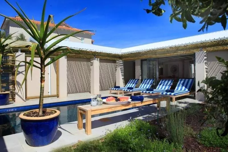 پانسیون Scallop Guest Lodge