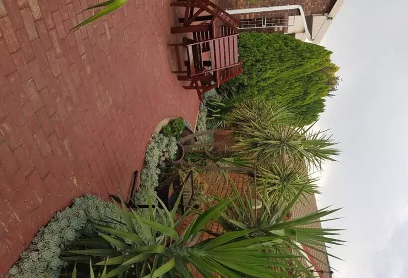 Majatalo Seldre Guest House