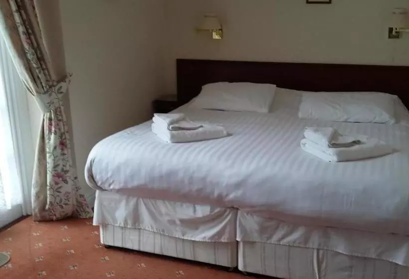 Sutton Hall Resort