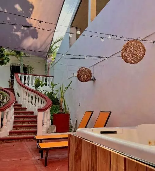 هاستل Alena Hostal