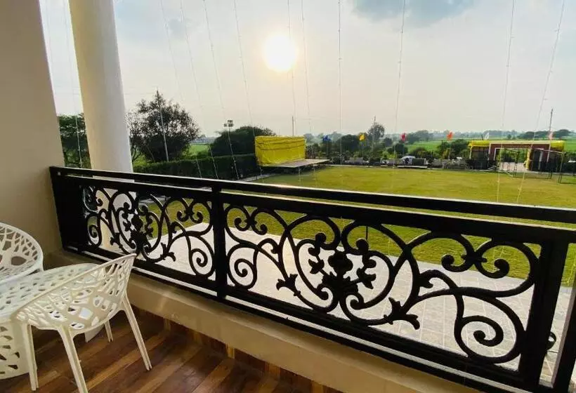 Gaurison Hotel & Resorts