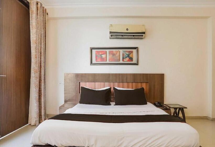 Hotel Collection 80749 O Sagar Inn