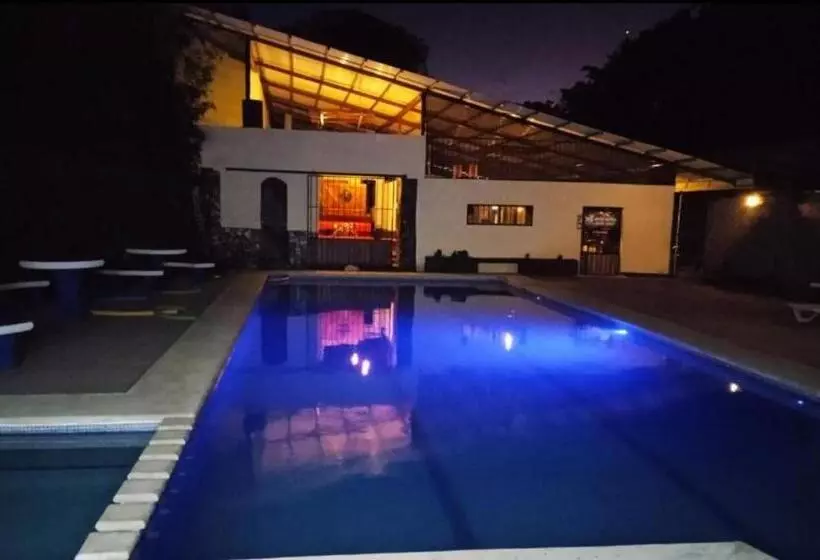 ホテル Grecia Costa Rica