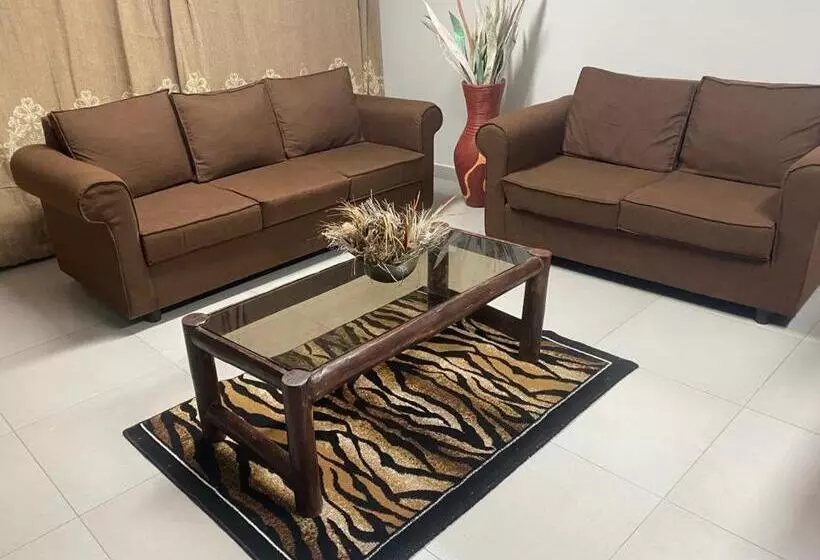 ホテル Imbasa House   Arusha