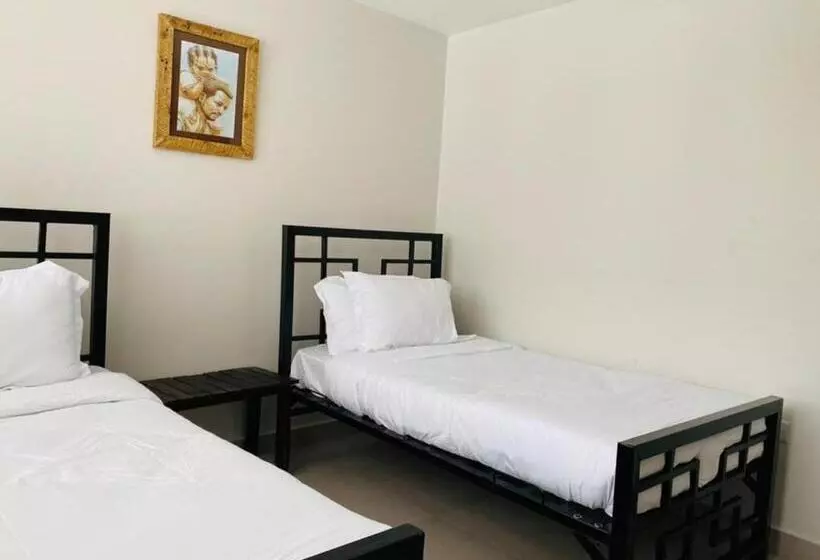 ホテル Imbasa House   Arusha