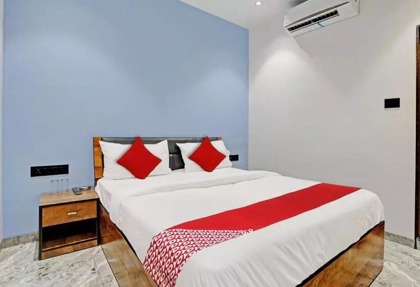Oyo Flagship Hotel Laksh View