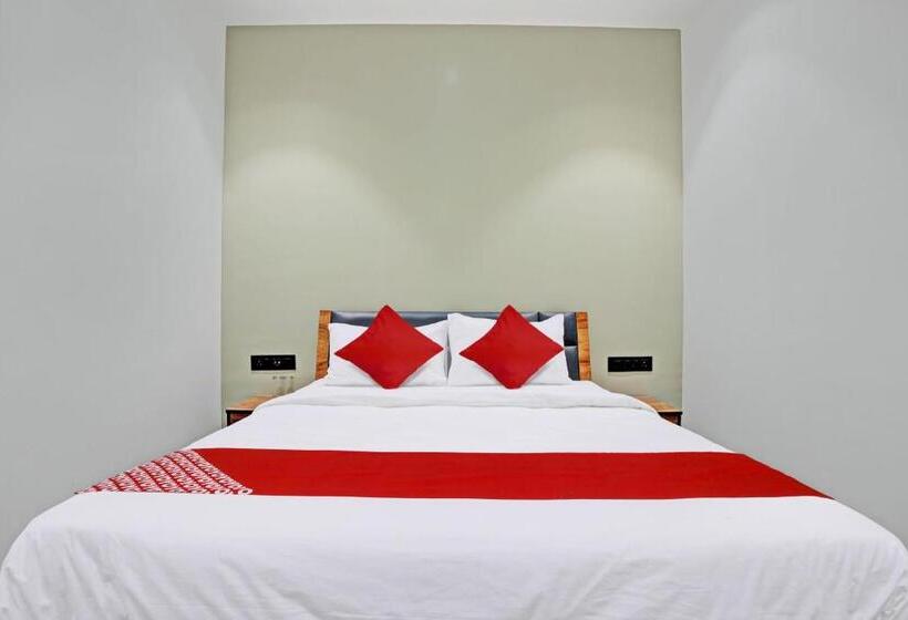 Oyo Flagship Hotel Laksh View